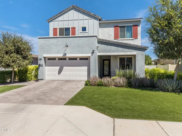 1454 E RAKESTRAW Lane, Gilbert, AZ 85298