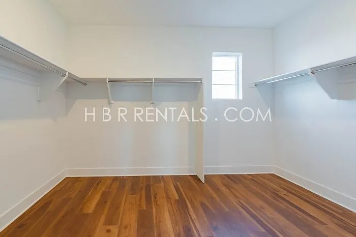 2752 Tribune St — Photo 32