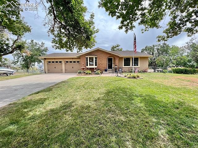 1st image of 3575 Via Tierra Dr