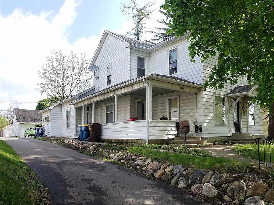 2nd image of 317 E Washington St