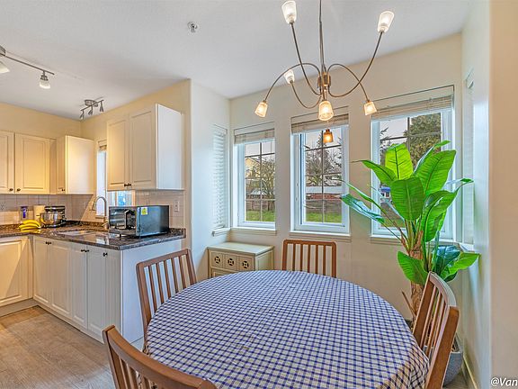 4th image of 205 Lebleu St #29
