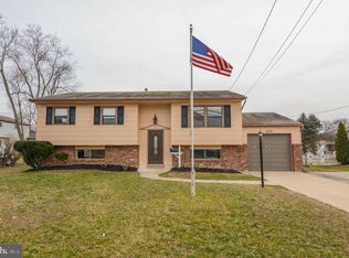 573 Lambs Rd, Pitman, NJ 08071