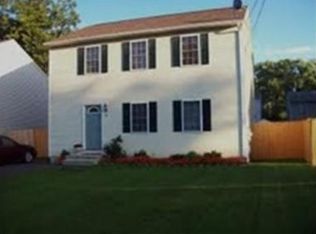 23 Bissell St, Springfield, MA 01119