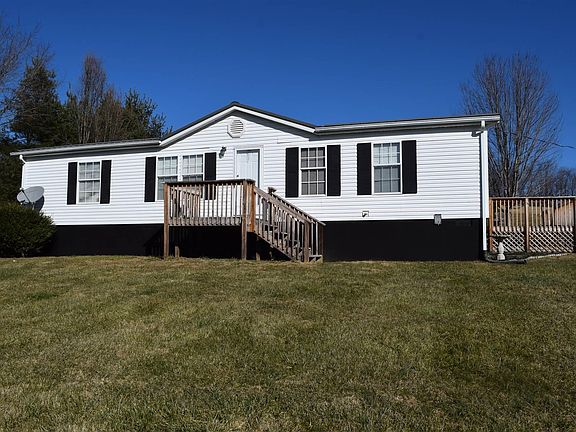 4th image of 6389 Vinson Ln