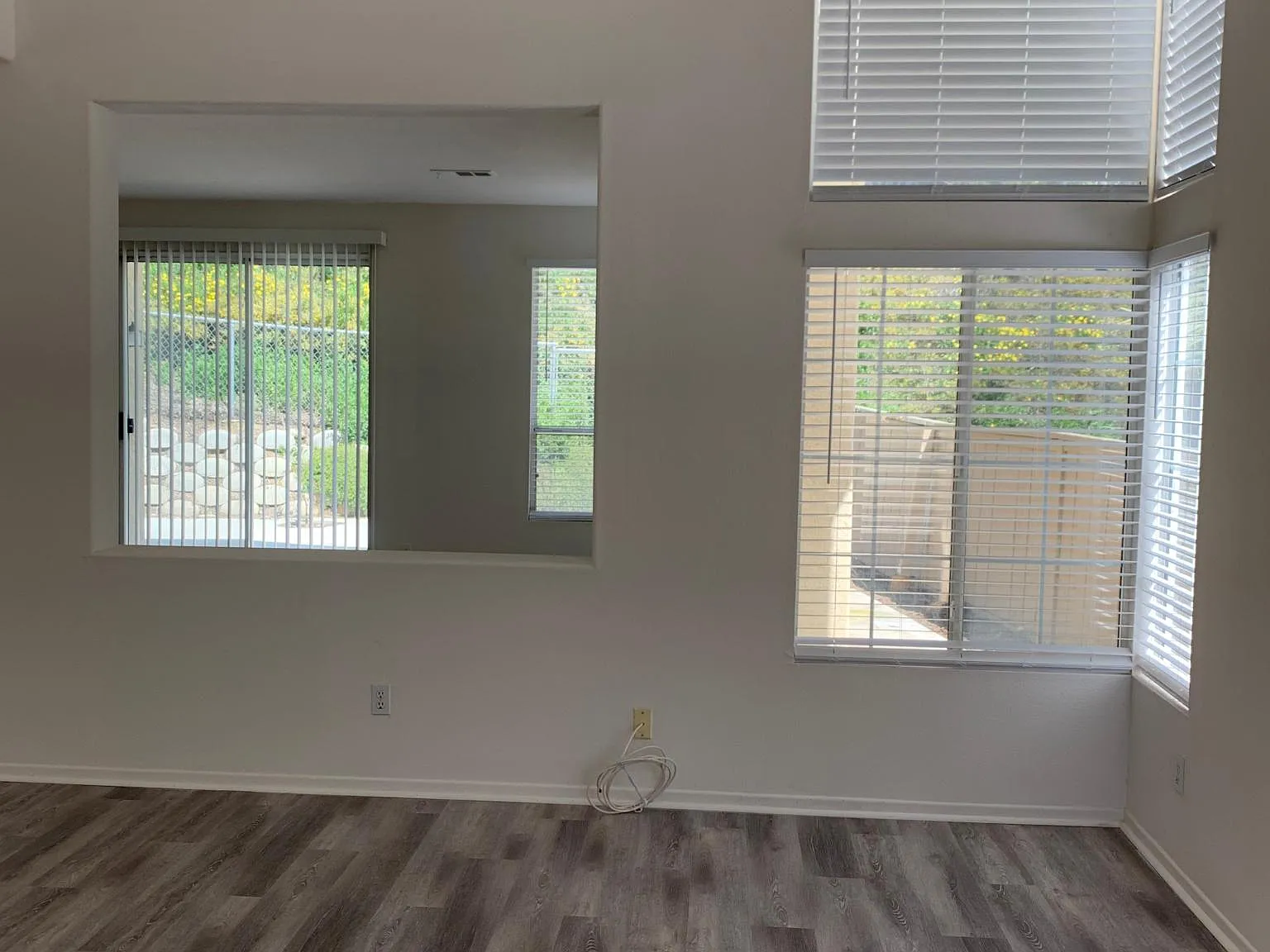 4 bed, 2000 sqft, $4,650 — Photo 4