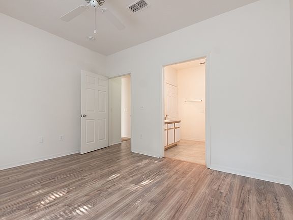 4th image of 6025 Westgate Dr APT 2528