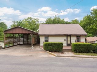 317 S McCanse St, Mount Vernon, MO 65712