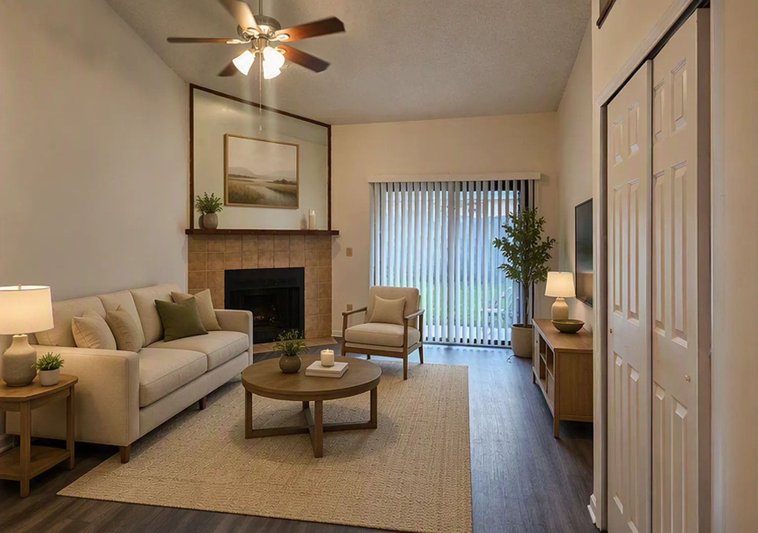 $1195 - 2/2 - Move In Special! Jefferson Square — Photo 2