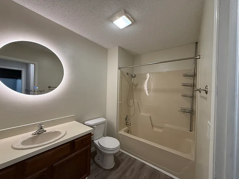 1505 S Todd Pl — Photo 6
