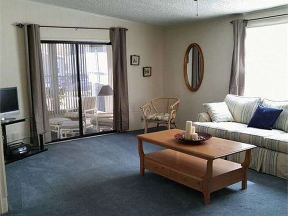 5th image of 9599 Cypress Lakes Dr