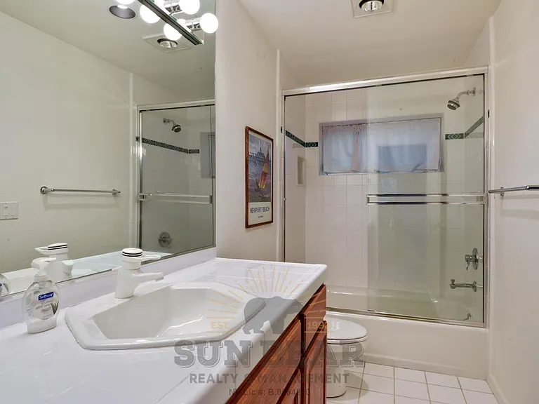 101 Red Cedar Dr #23 — Photo 27