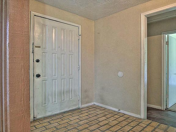 3rd image of 9579 W Airport Blvd