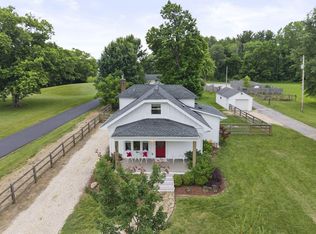 913 Groveport Rd, Canal Winchester, OH 43110