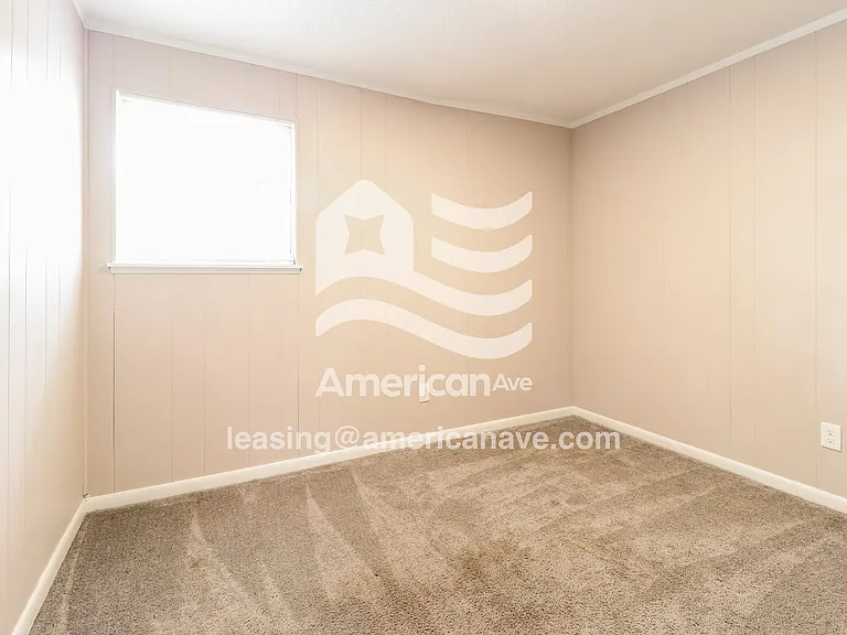742411_011_wm_-_bedroom_13620243.jpg