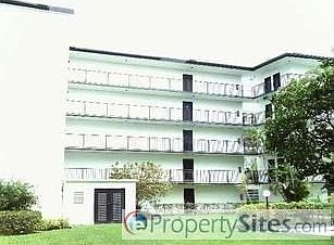 2nd image of 6190 Woodlands Blvd APT 406