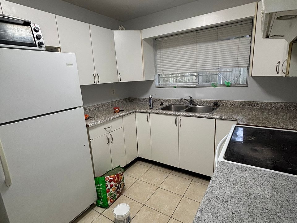 1st image of 33514 Ketch Pl