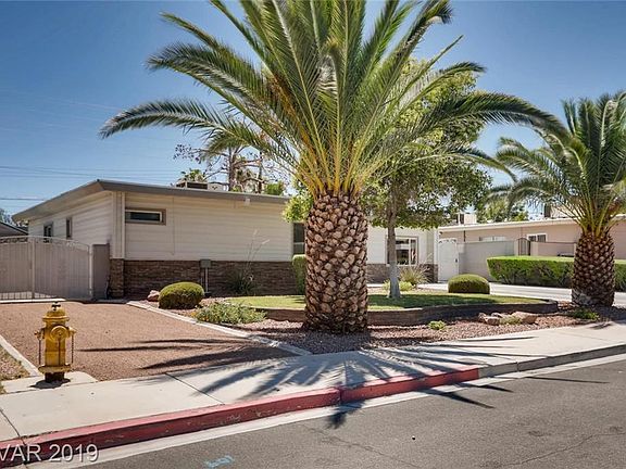 2nd image of 1624 San Pedro Ave