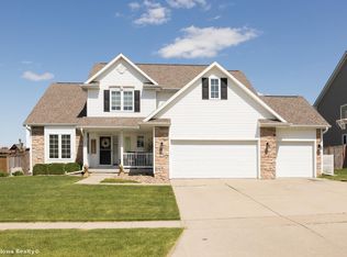 2673 NW 159th St, Clive, IA 50325