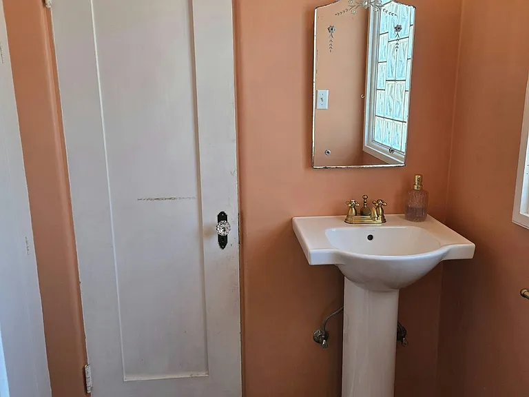 3539 Elliott St — Photo 22