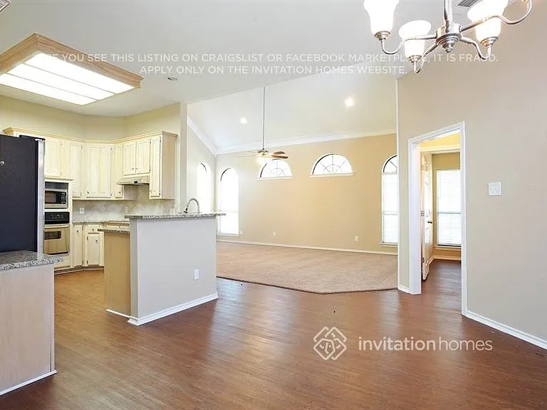 8809 Clearlake Dr — Photo 6