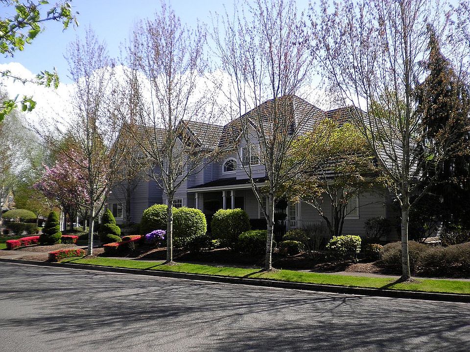 Springtime on Lakeview Drive