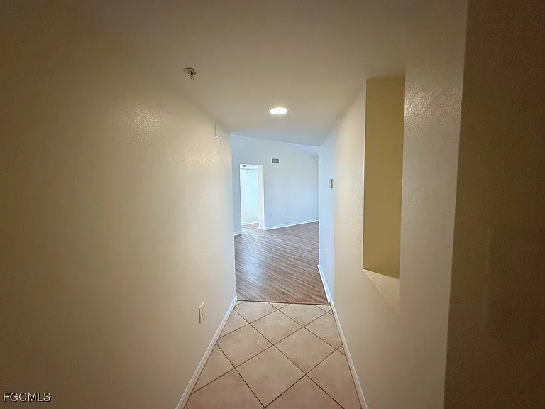 4135 Residence Dr #618 — Photo 2
