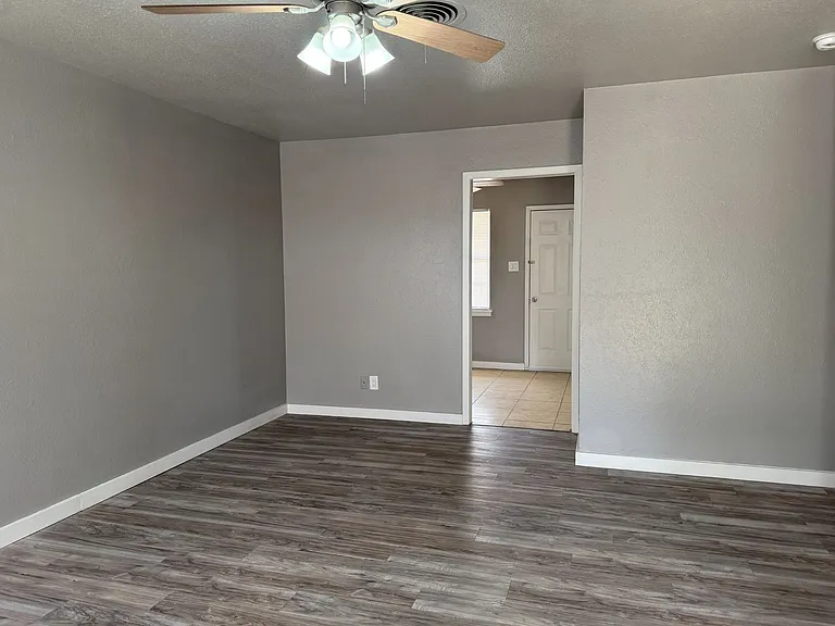 3237 Drexel Ave — Photo 6