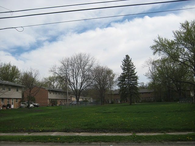 1st image of 229 Pearl Ave