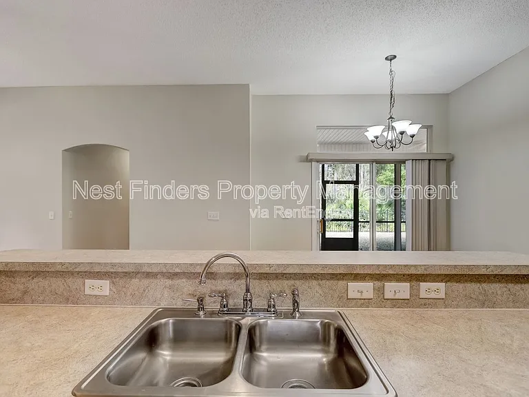 749 Grand Parke Dr — Photo 14
