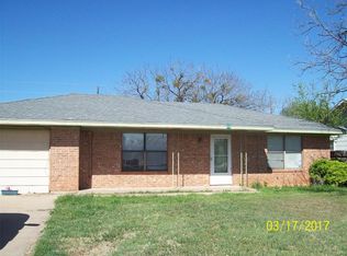 418 S Mesquite St, Trent, TX 79561