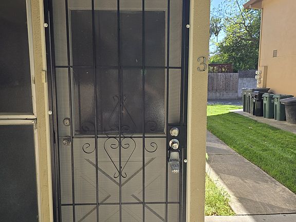 2nd image of 5089 Connecticut Dr APT 3
