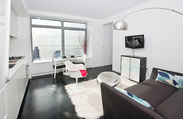 Rented by NOVO | media 34