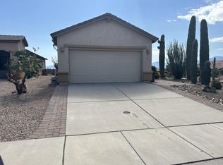 540 N Mazatzal Dr, Green Valley, AZ 85614