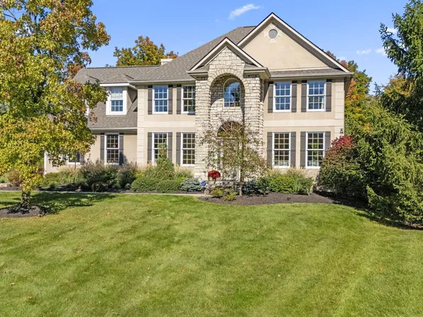 272 Crossing Crk N, Columbus, OH 43230