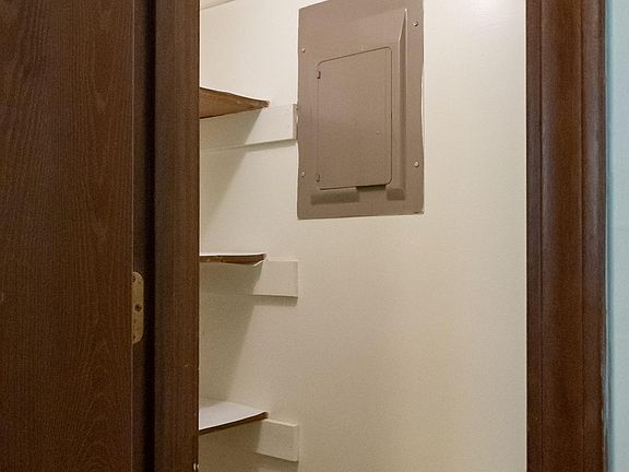 4th image of 3522 Wilson Ave APT B