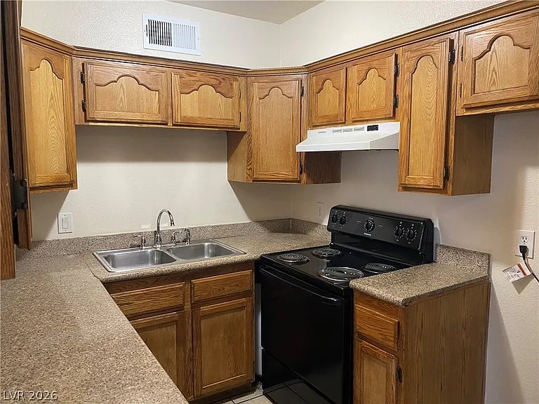 412 W Monroe Ave #20 — Photo 3