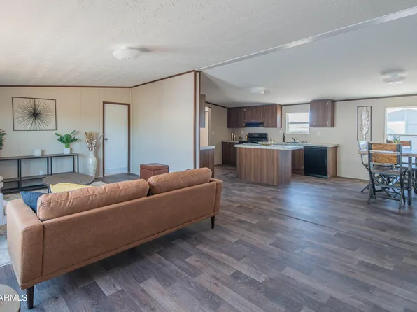 21238 W WILDFLOWER Drive, Wittmann, AZ 85361
