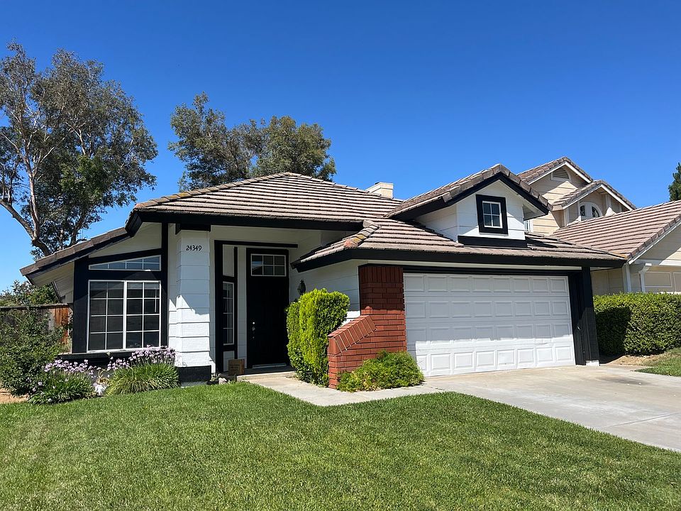 1st image of 24349 Heron Ln