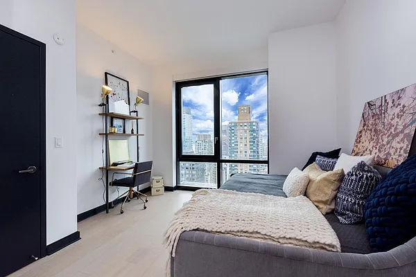 Rented by The Dermot Realty Management Company | media 4