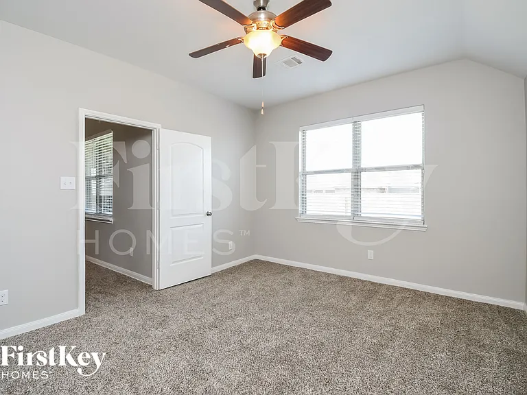 1536 Millennium Dr — Photo 8