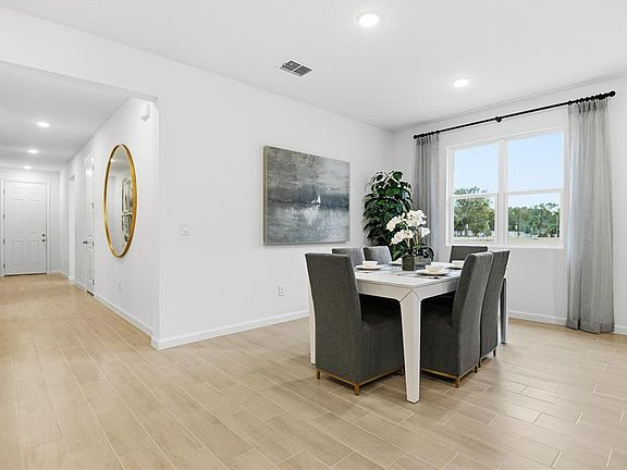 5th image of 6406 Clover St