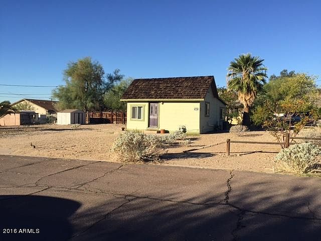 1st image of 1441 E Lupine Ave