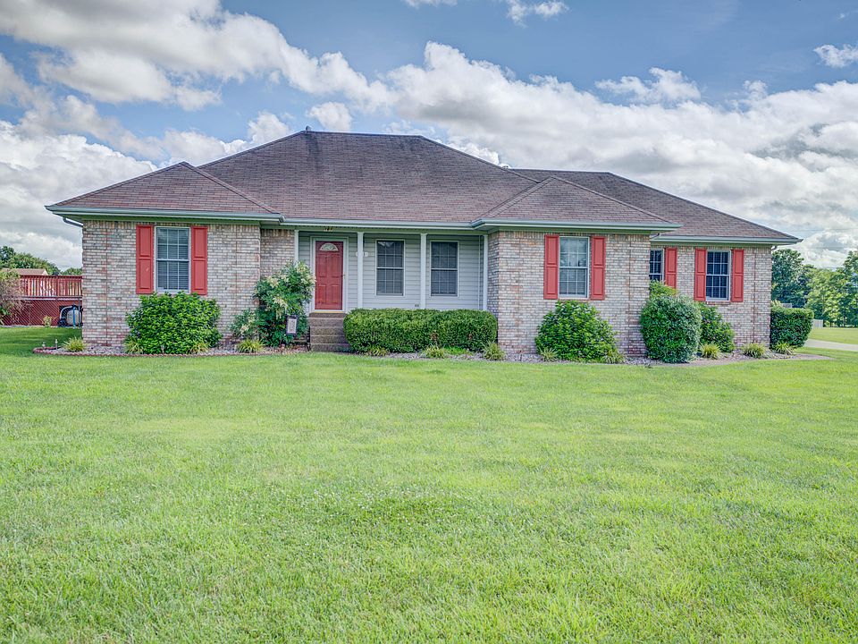 1st image of 161 Krystal Springs Dr