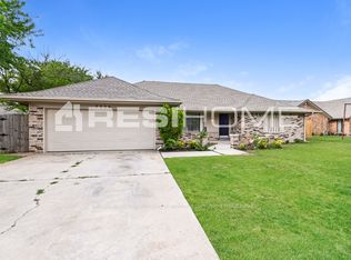 7336 Roxboro Dr, Oklahoma City, OK 73162