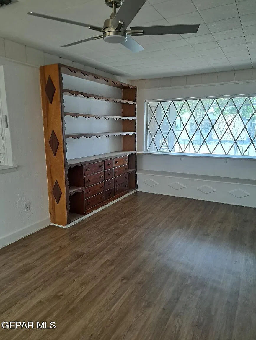 2 bed, 2.0 bath, 1447 sqft, $1,400 — Photo 2
