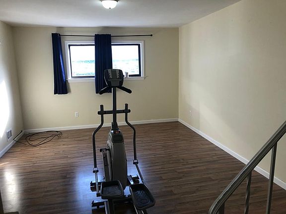 2nd image of 335 Kell Ave Floor 2
