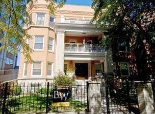 908 W Lakeside Pl APT 1W, Chicago, IL 60640