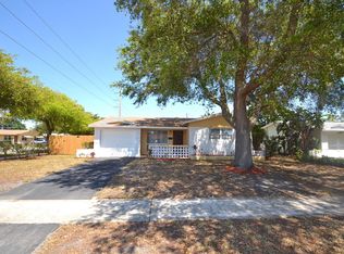 5521 Buchanan St, Hollywood, FL 33021