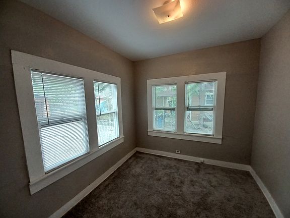 4th image of 1515 Montana St