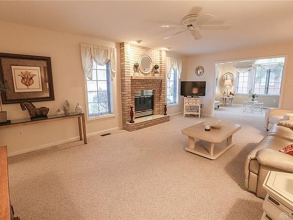 2nd image of 2598 Vienna Estates Dr